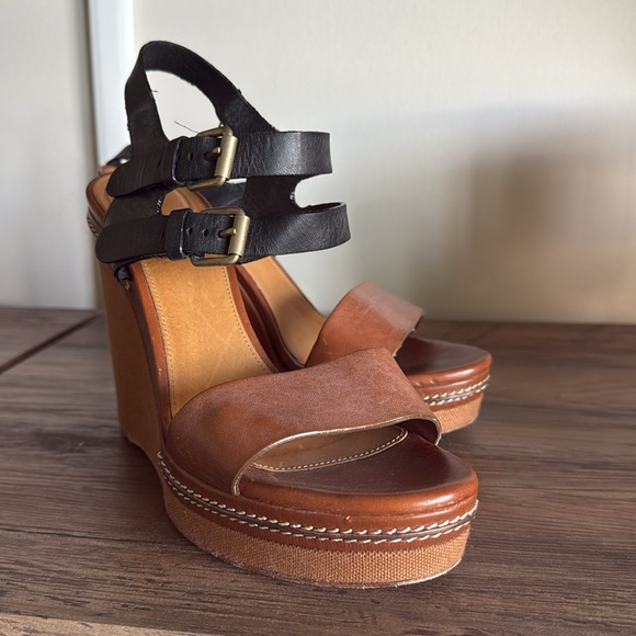 Chloe Wedge in Black and Brown - Picture 2 of 6